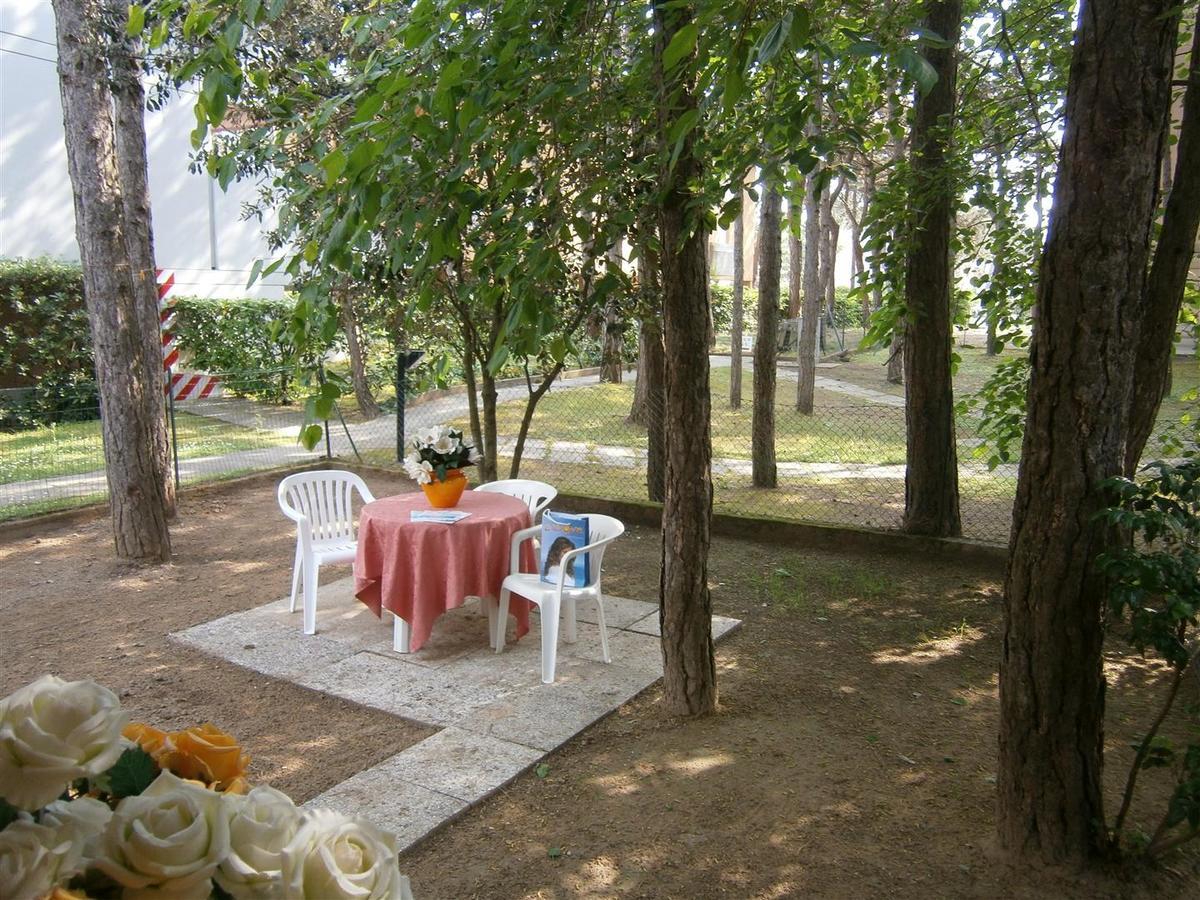 Elia Apartment Bibione Exterior photo